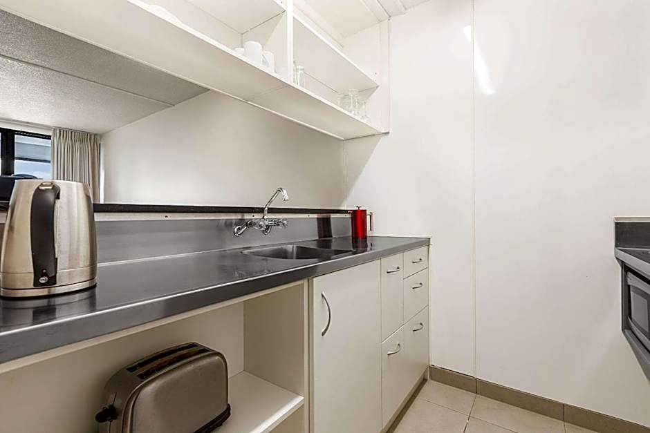 The Parnell Hotel & Conference Centre