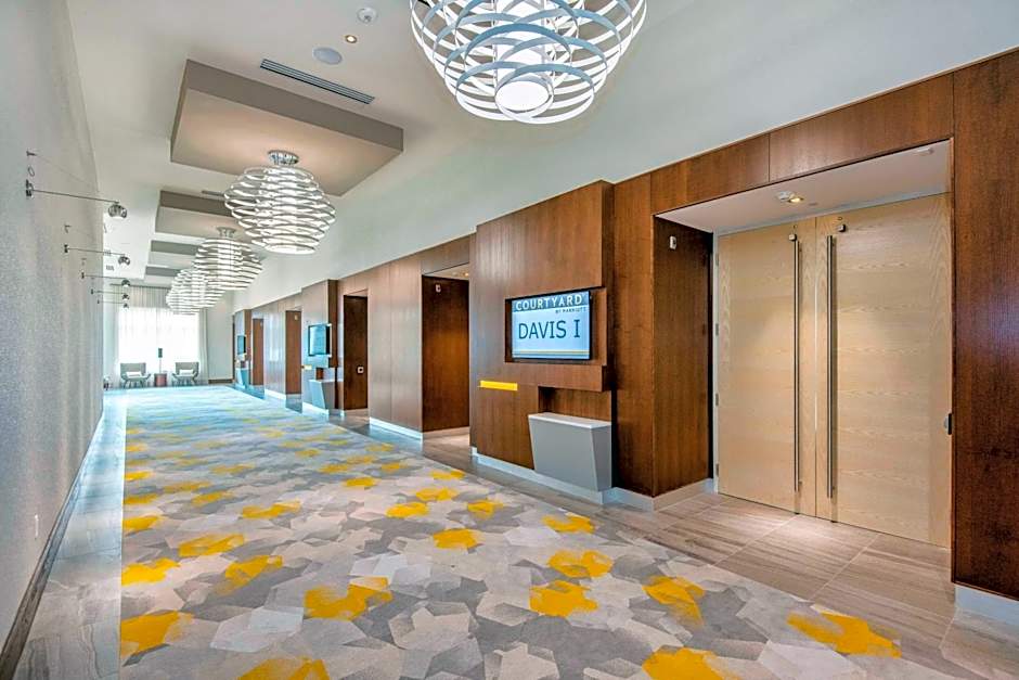 Courtyard by Marriott Raleigh Cary/Parkside Town Commons