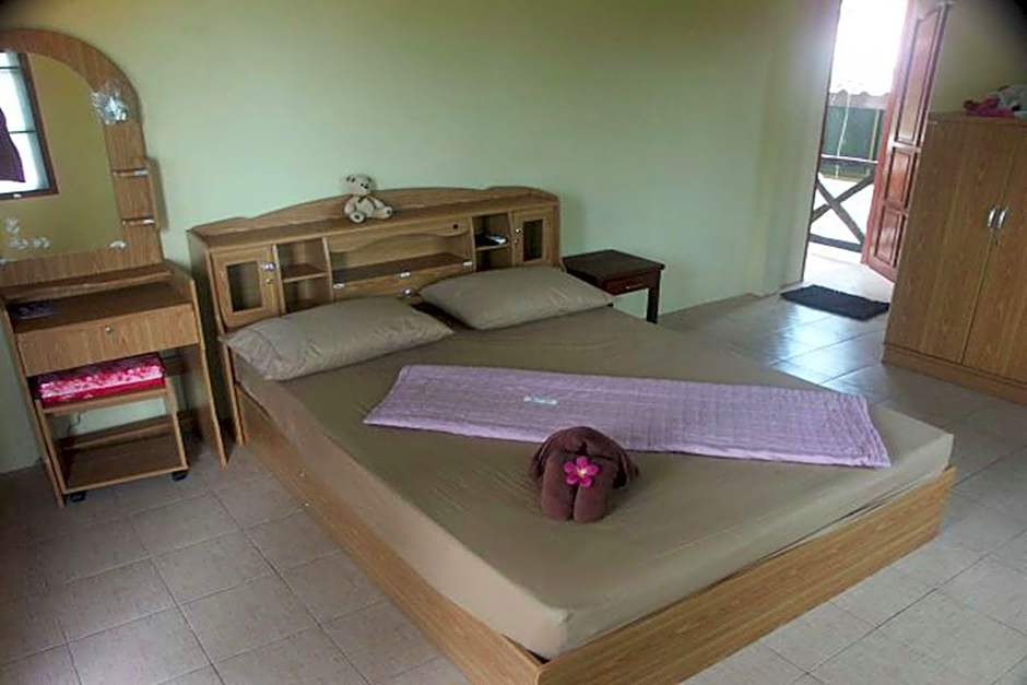 Koh Chang Hut Hotel