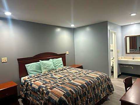 Sky Inn Hotel