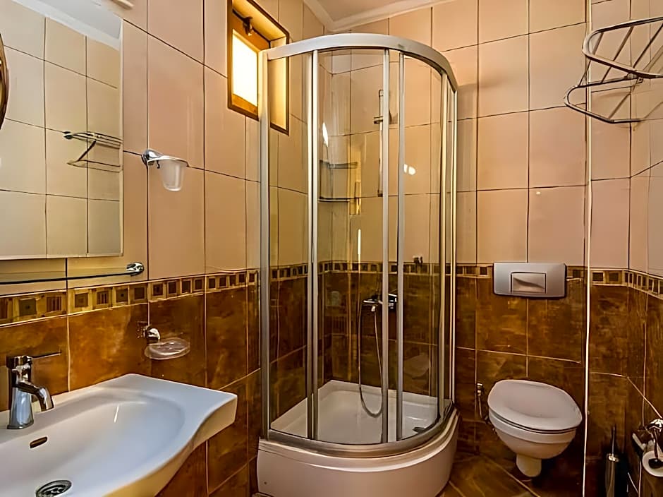 Magic Tulip Beach Hotel