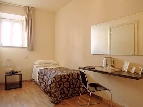 Single Room - Disability Access