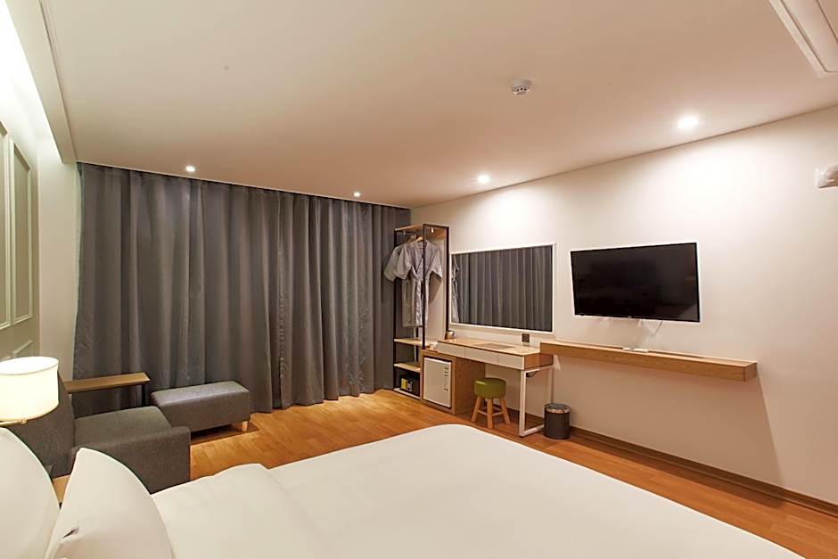 Hotel the maru