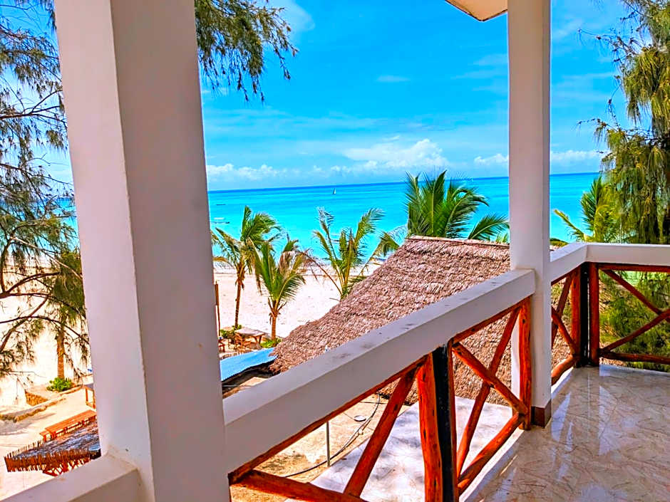 Aquarium Beach House