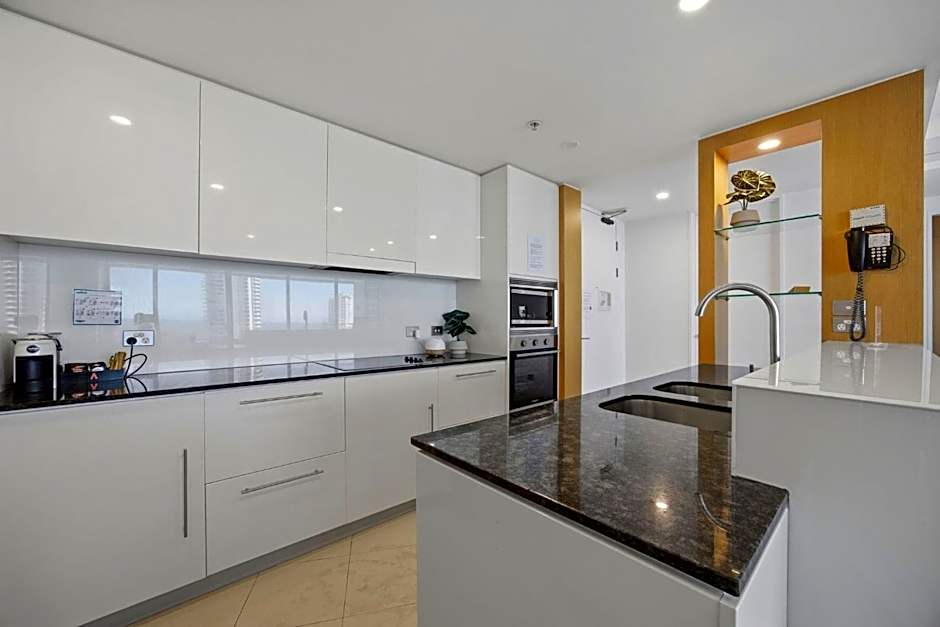 Aria Apartments