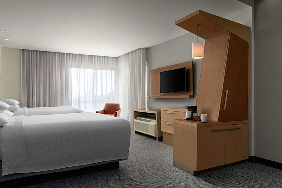 Courtyard® by Marriott® Fayetteville Fort Liberty/Spring Lake