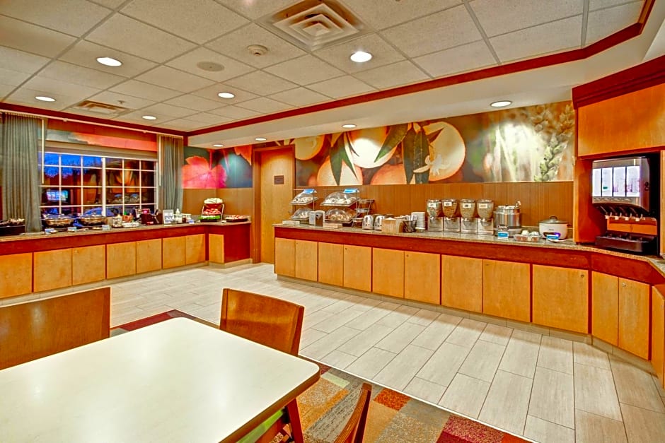 Fairfield Inn & Suites by Marriott Saratoga Malta