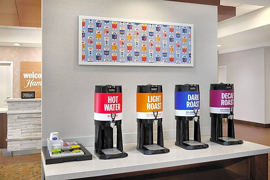 Hampton Inn & Suites Detroit/Troy
