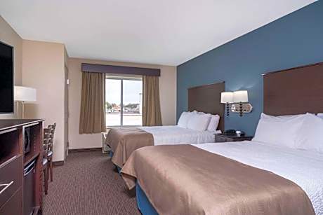 Queen Room with Two Queen Beds - Non-Smoking