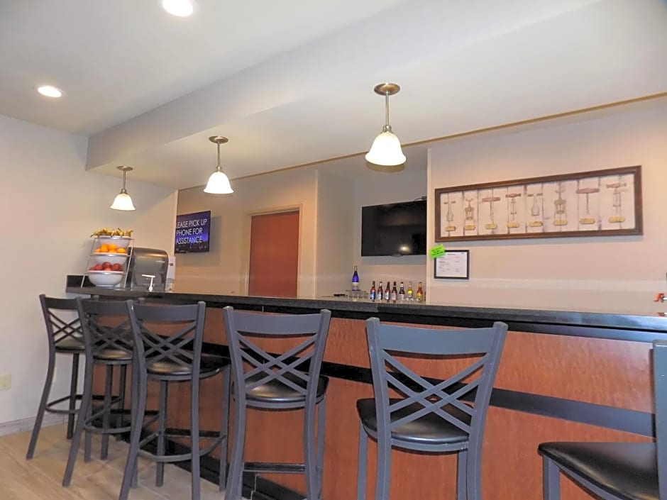 Cobblestone Hotel & Suites - Seward