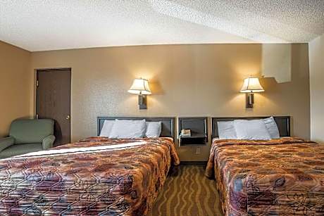1 King Bed Nonsmoking