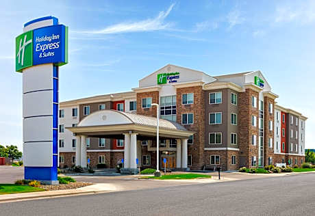 Holiday Inn Express Hotel & Suites Ontario By IHG