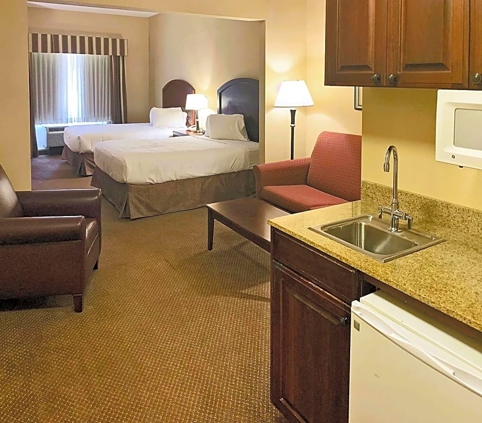 Rodeway Inn & Suites