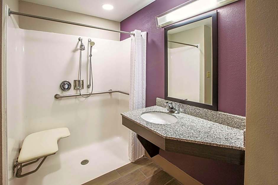 La Quinta Inn & Suites by Wyndham Mechanicsburg - Harrisburg