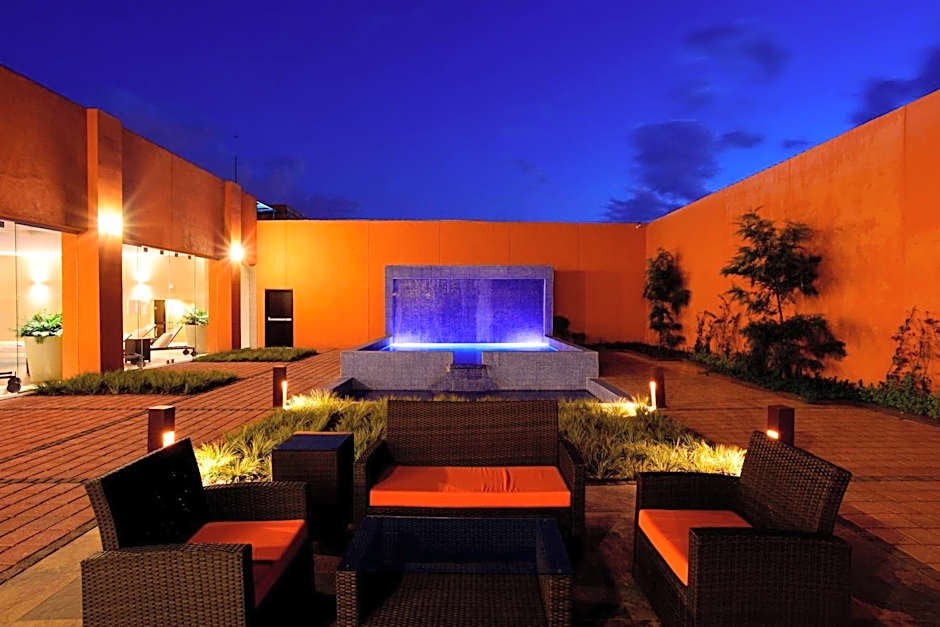 Courtyard by Marriott Toluca Tollocan