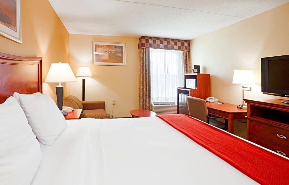 Holiday Inn Express Fayetteville