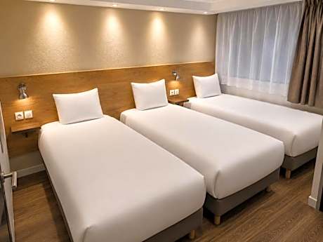 Triple Room - 3 Singe Beds