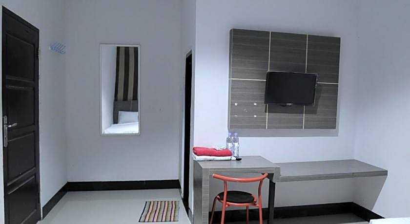 RedDoorz @ Pasangkayu Mamuju Utara