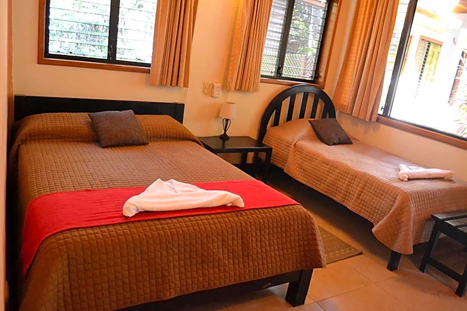 Hotel Jaguar Inn Tikal