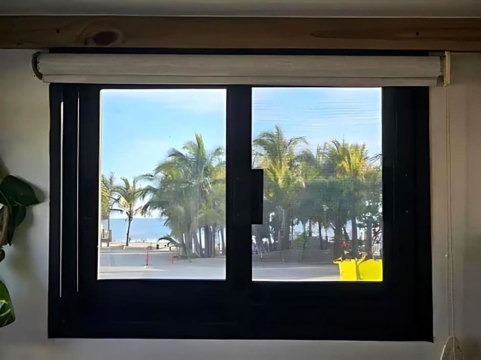 Tiny House By The Beach