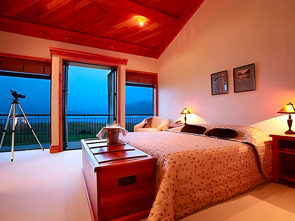Fiordland Lodge