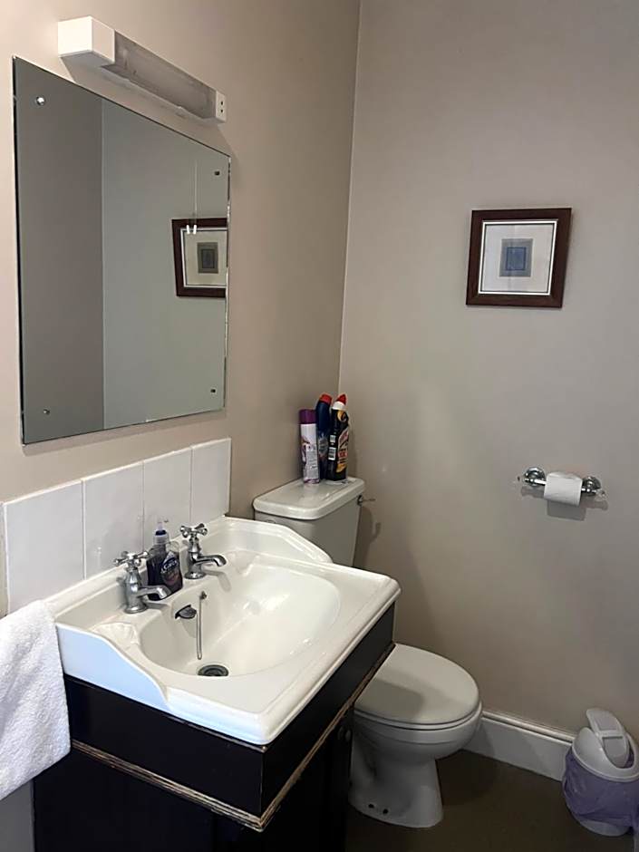 The Townhouse B and B free continental breakfast included