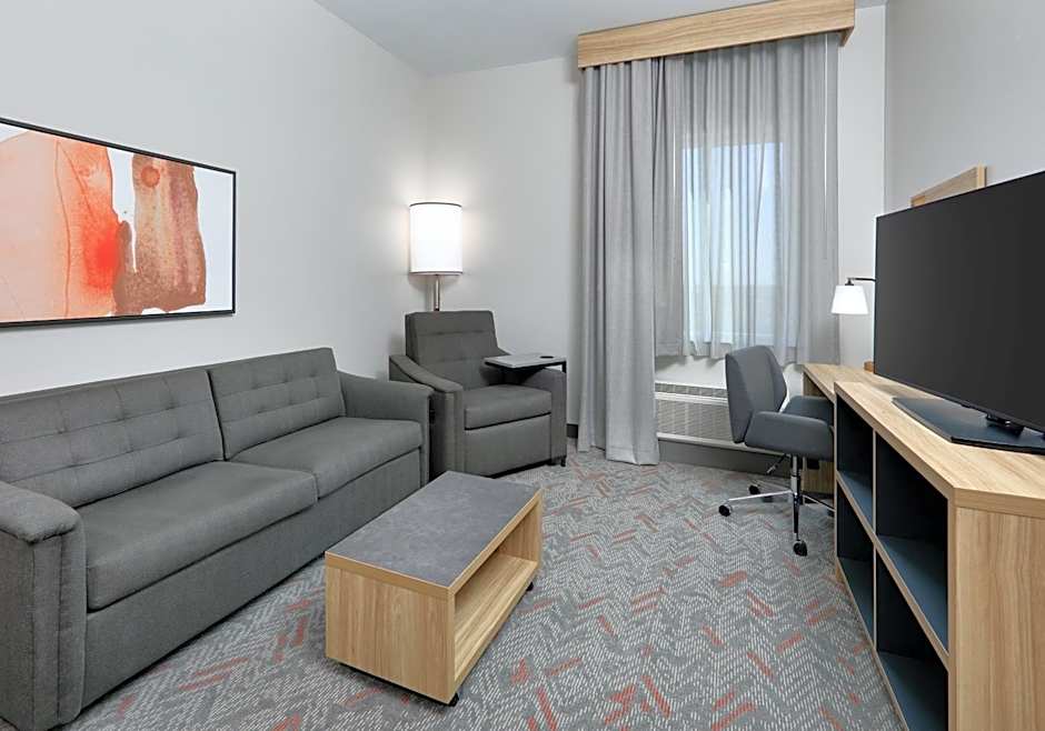 Photo 1 of 3 of 1 King Bed, Mobility Accessible, Bathtub