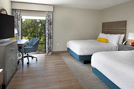 Two Queen Suite with Sofa Bed Non-Smoking