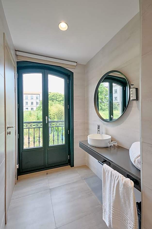 Pombal Rooms Santiago