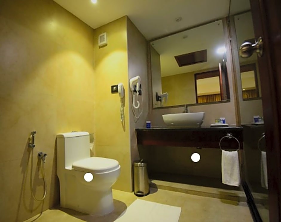 Classic Sarovar Portico Thiruvananthapuram