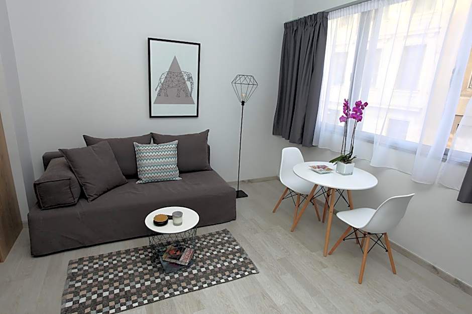 Old Town Hall Suites and Apartments