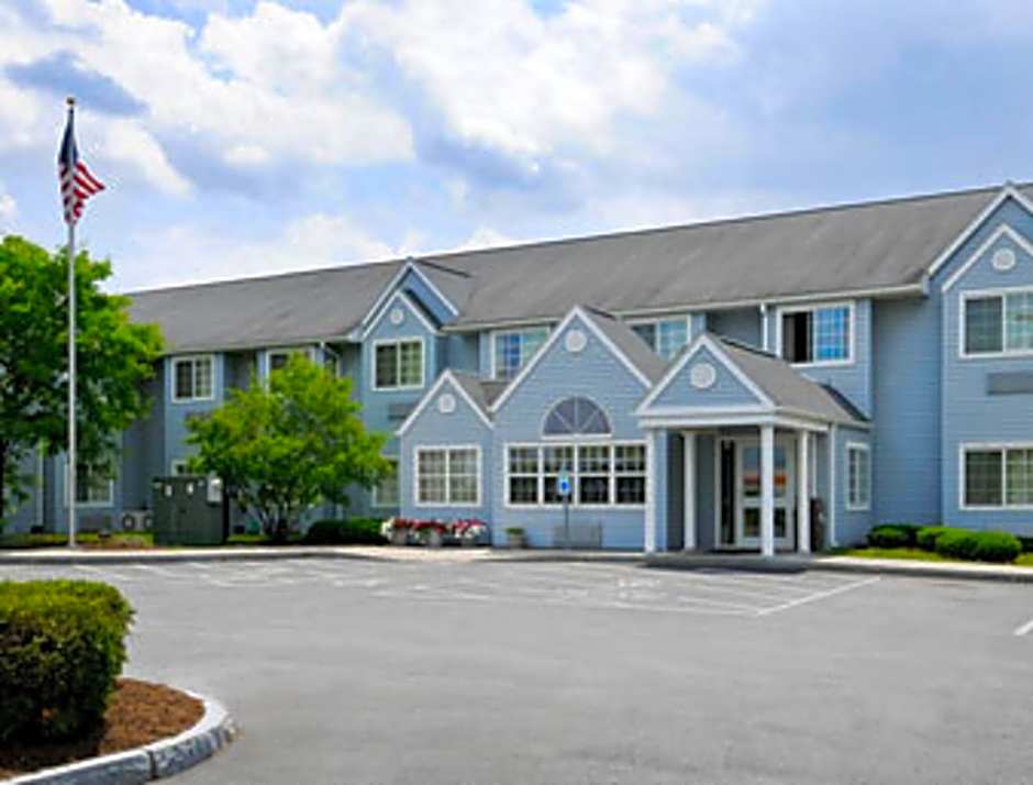 Microtel Inn & Suites By Wyndham Seneca Falls