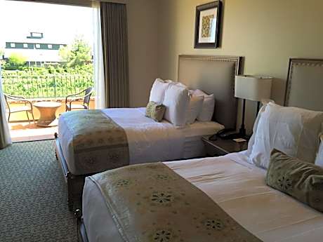 Standard Queen Room