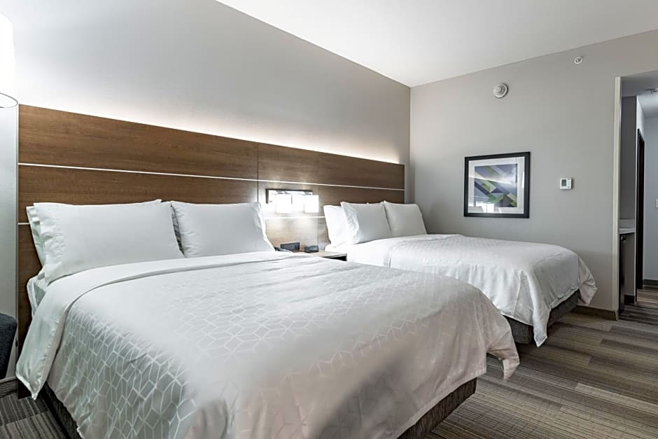 Holiday Inn Express And Suites Moundsville By IHG