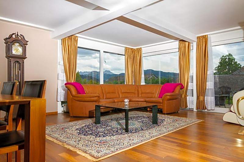 Hotel Swiss Views