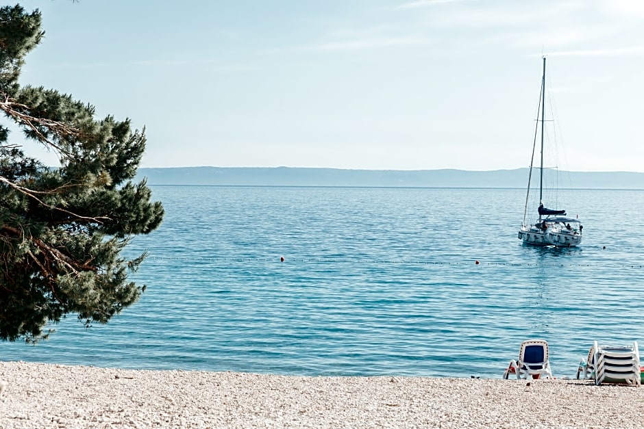 Romana Beach Apartments