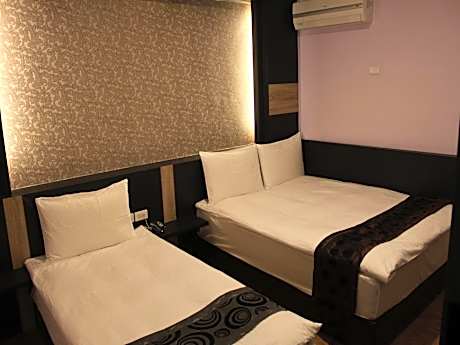 Triple Room with Bathroom