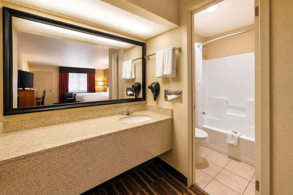 Best Western Executive Inn
