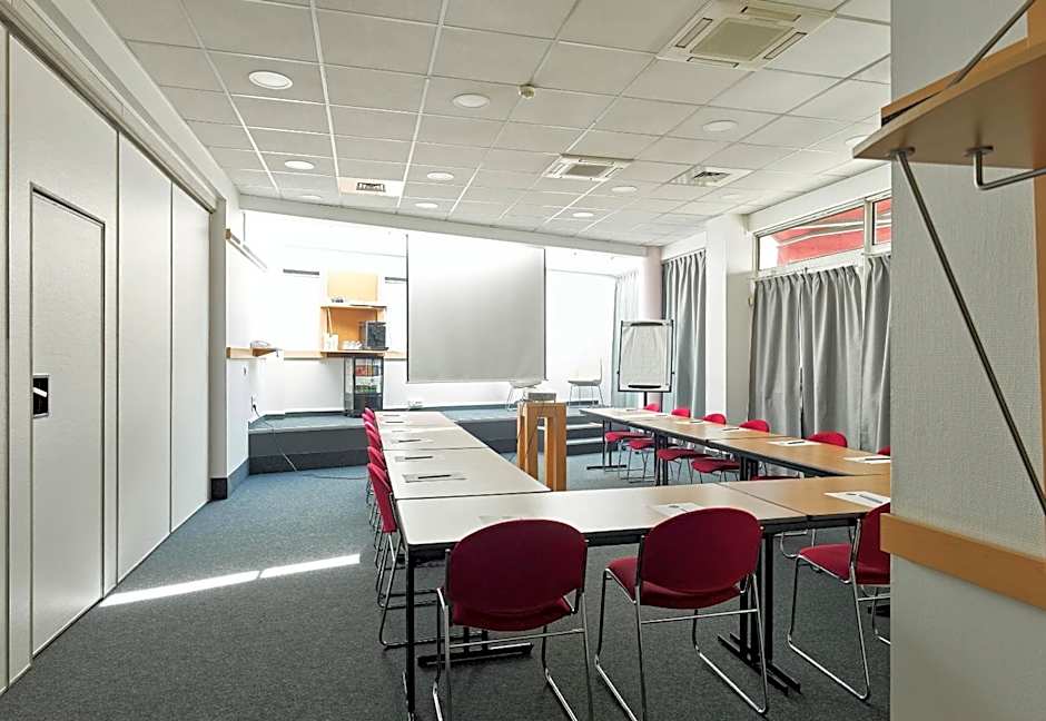 B&B HOTEL Orly Rungis Aéroport 3 étoiles