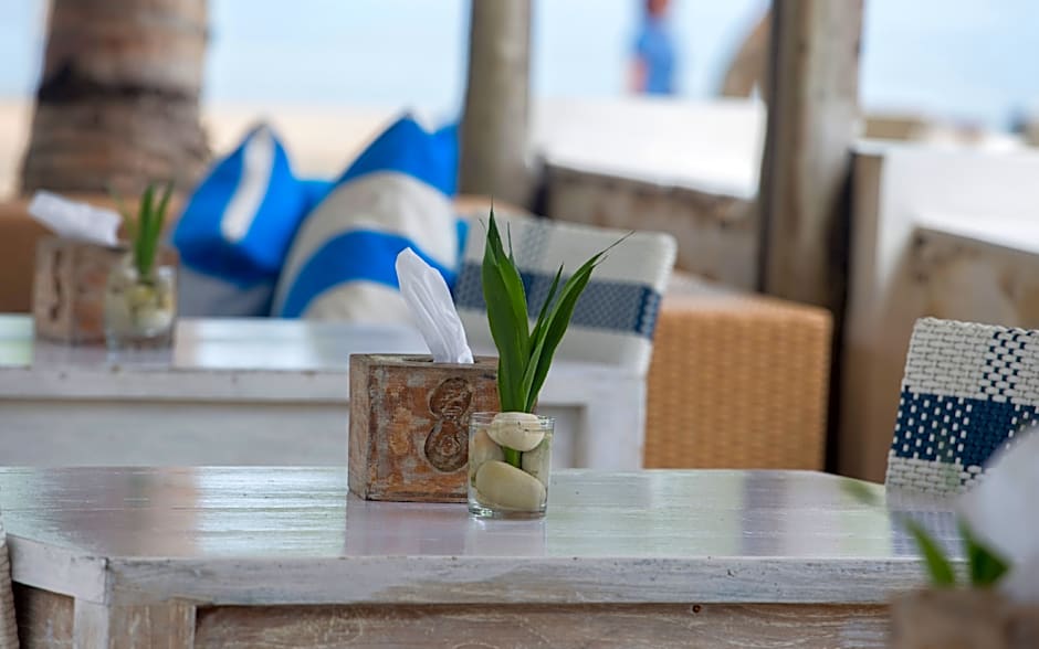 Puri Sari Beach Hotel