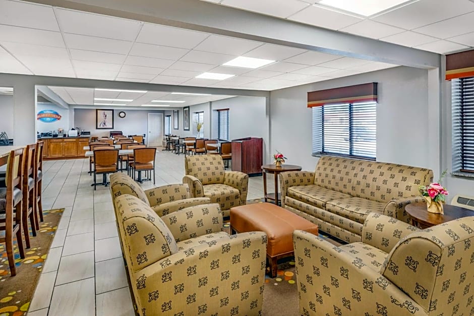 Baymont by Wyndham Champaign