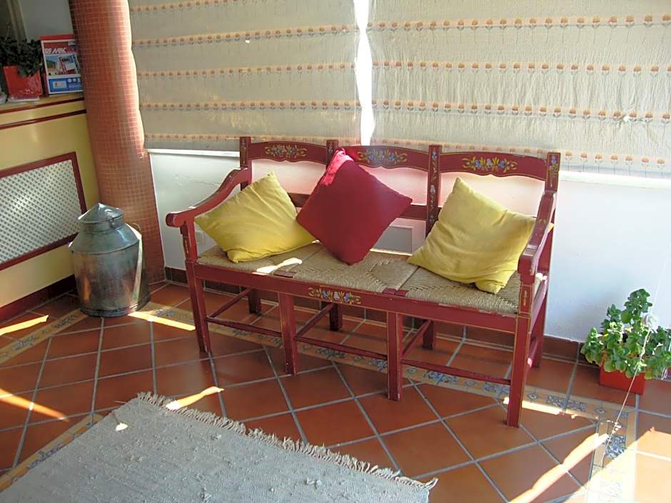 Hotel Mar e Sol VNMF by Umbral