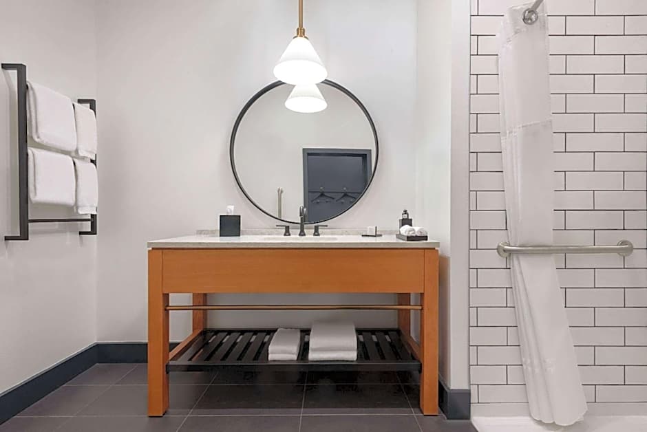 Origin Hotel Lexington