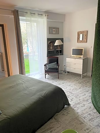 Small Double Room