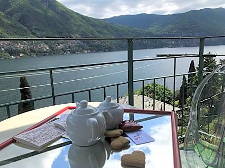 1 Bedroom Apartment with Lake View and Terrace - Separate Building