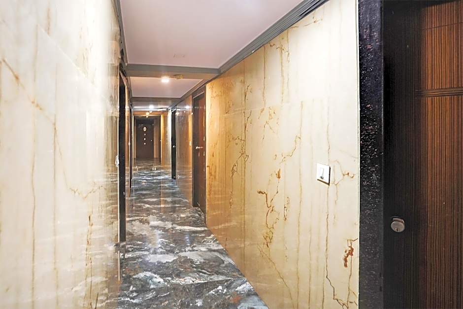 Hotel O Kanchan Palace