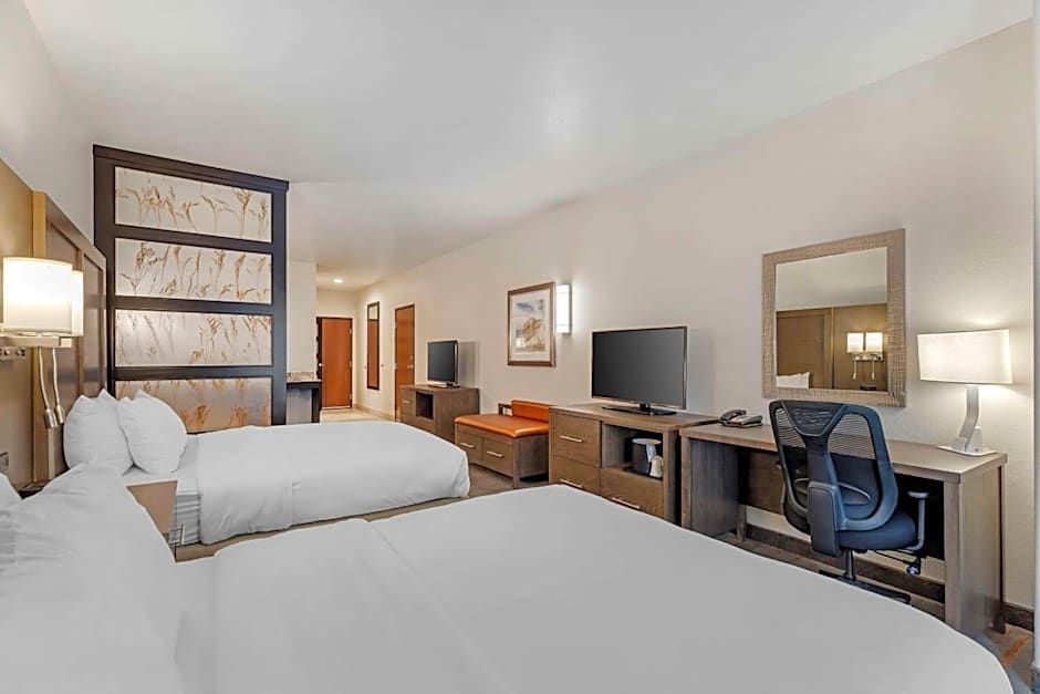 Comfort Inn & Suites Brighton Denver NE Medical Center