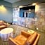 Americas Best Value Inn Wall