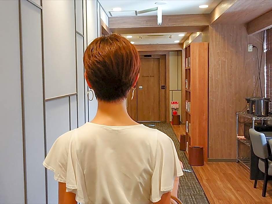Leo Yu Capsule Hotel Nishi Funabashi