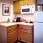 Pines Inn & Suites
